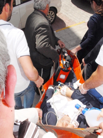 Adliyede kalp krizi geçiren yaşlı adam öldü
