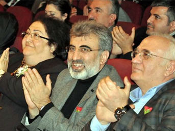 AK Parti'de hedef 100. Yıl Marşı