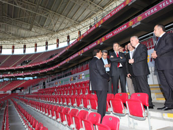 TT Arena, AKP Kongresine hazırlanıyor
