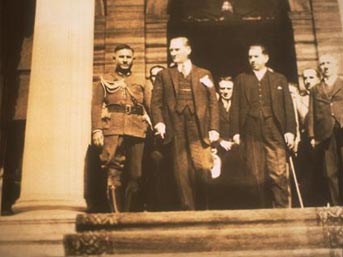 Atatürk'ün kendi ağzından hayat hikayesi