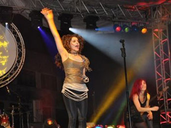 Konserde kan aktı: 1 kişi öldü