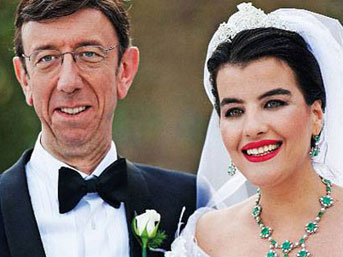 İlk hediye 'altın emzik'