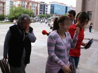Sokakta doğumda '3 ilişki' itirafı!