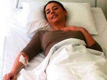 Dizi setinde bayıldı