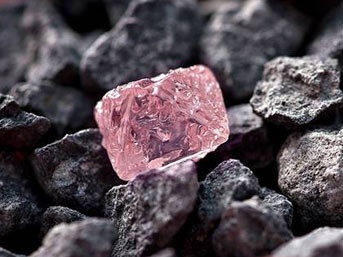 Milyon dolarlık pembe elmas