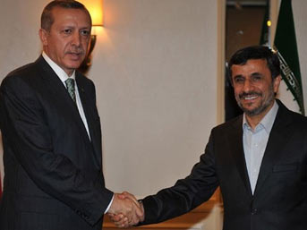 Erdoğan-Ahmedinejad görüşmesi ertelendi