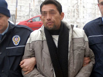 Cezaevinden firar edip eşini bıçakladı