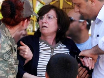 "Oğluma bir şey mi oldu?"