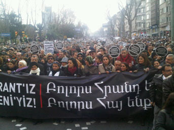 Hrant için, adalet için on binler yürüdü