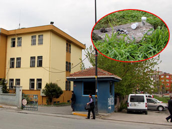 Bulduğu patlayıcı ile karakola gitti