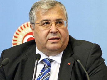 'Kültür Bakanı derhal istifa etsin'