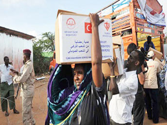 "Türkiye Somali'ye bozuk gıda veriyor"