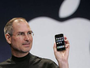 Google, Steve Jobs'ın kemiklerini sızlatacak