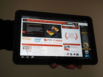 Vodafone’un kendi markasıyla piyasaya sunduğu yeni tableti Smart Tab 10, güçlü özellikleriyle dikkat çekiyor