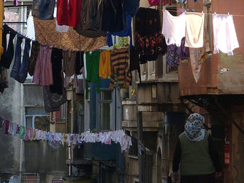 İstanbul, yenilenme adıyla yerle bir ediliyor