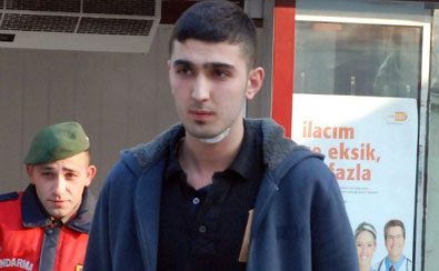 Şoför frene basınca yolcunun boğazı kesildi!