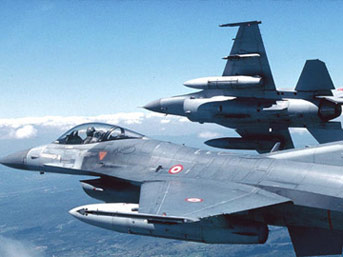 F-16’lar Karadeniz’de Rus jetlerini kovaladı