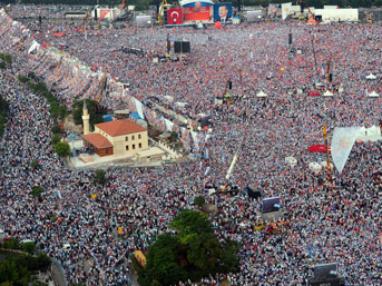 İstanbul’da gövde gös...