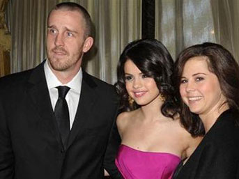 Selena Gomez de tükendi