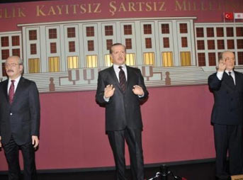 Türkiye'nin ilk balmumu müzesi açıldı