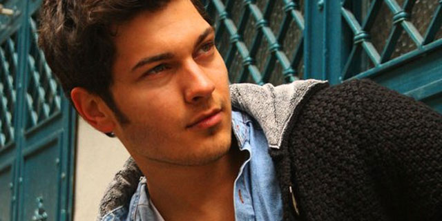 Hangi dizide oynayacak