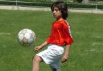 Minik Messi ailesini kurtar...