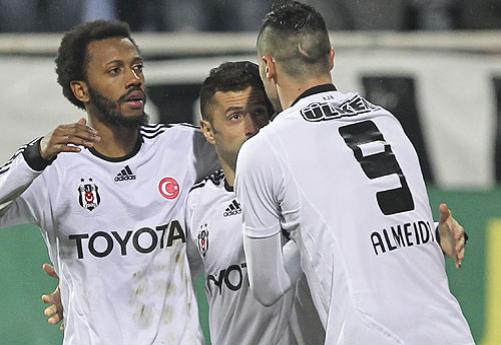 Fernandes ve Almeida'ya teklif..!