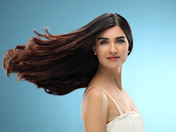 Tuba Büyüküstün Şampuan Reklamı