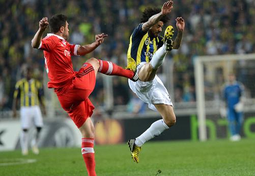 Fenerbahçe 1-0 Benfica Maçı Geniş Özeti ve Golü Uefa Yarı Final