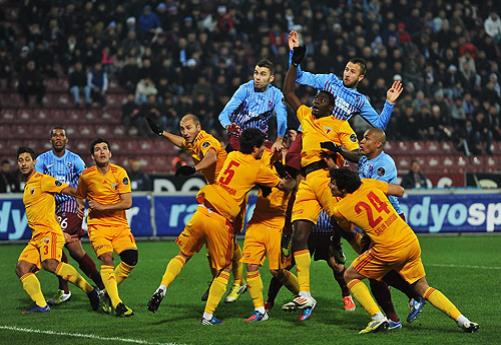 Trabzonspor Kayserispor Maçı Geniş Özeti ve Golleri (1-1)